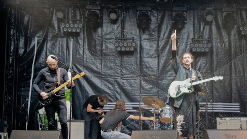 Beau Diable - 2024 Beau Diable, c'est du rock sanglant en français. Groupe genevois - Fête de la musique Genève 2024