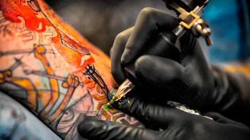 Évian - Tattoo 2016 Le salon du tatouage d'Évian se déroule au Palais des Festivités