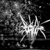 Les feux du 14 juillet à Évian-les-Bains - Haute-Savoie - France Les feux du 14 juillet à Évian-les-Bains - Haute-Savoie - France